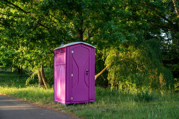 Porta potty delivery and setup